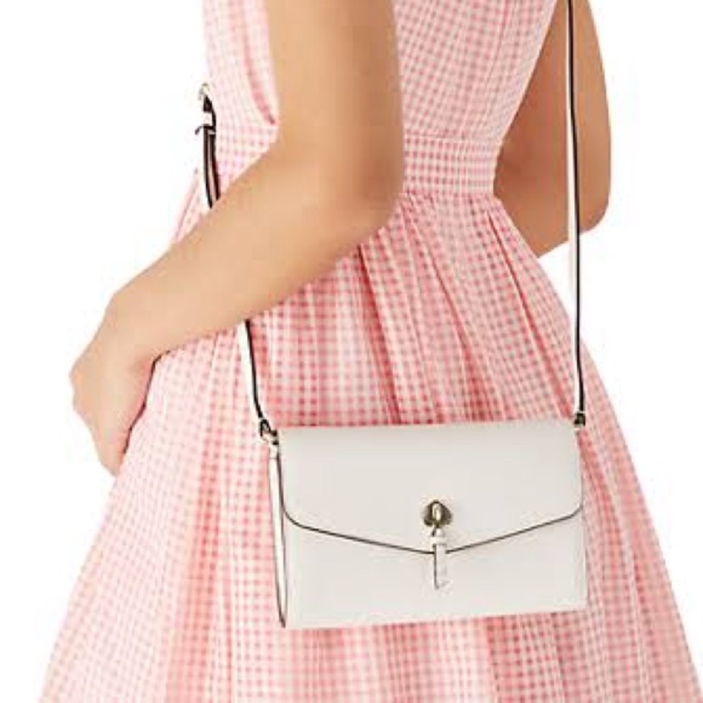 Kate spade Marti Crossbody Wallet in White K6027 Like New